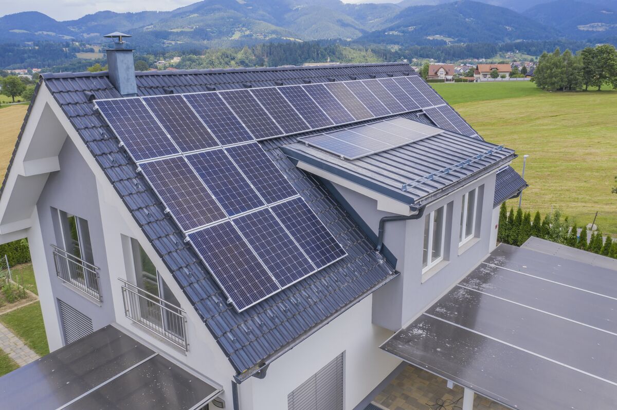 Installation solaire 3, 6 ou 9 kWc : prix et aides 2026