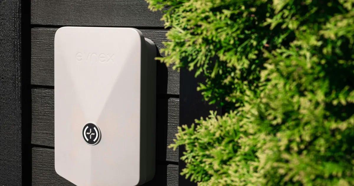 Tesla Powerwall vs alternatives : que choisir 2026