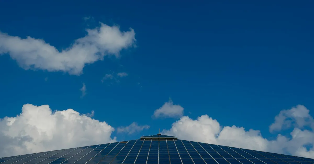 Maison à Loire-Atlantique équipée de panneaux solaires photovoltaïques sur sa toiture