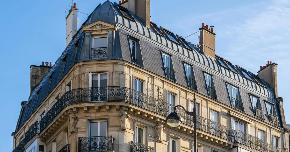 Maison à Villeurbanne équipée de panneaux solaires photovoltaïques sur sa toiture
